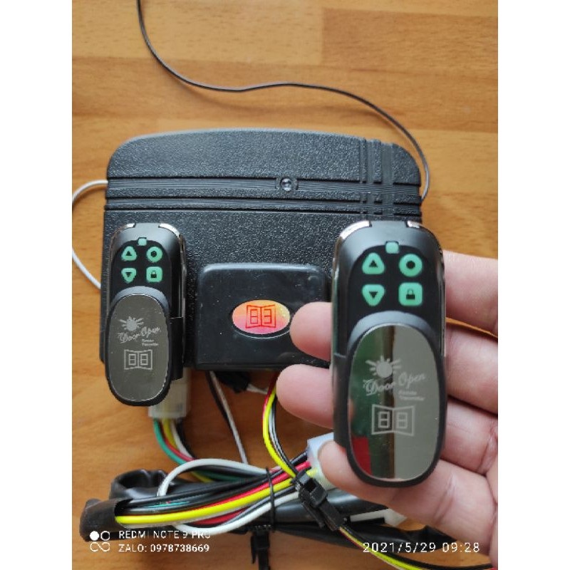 Bán và hướng dẫn lắp đặt hộp điều khiển cửa cuốn tại quận 2