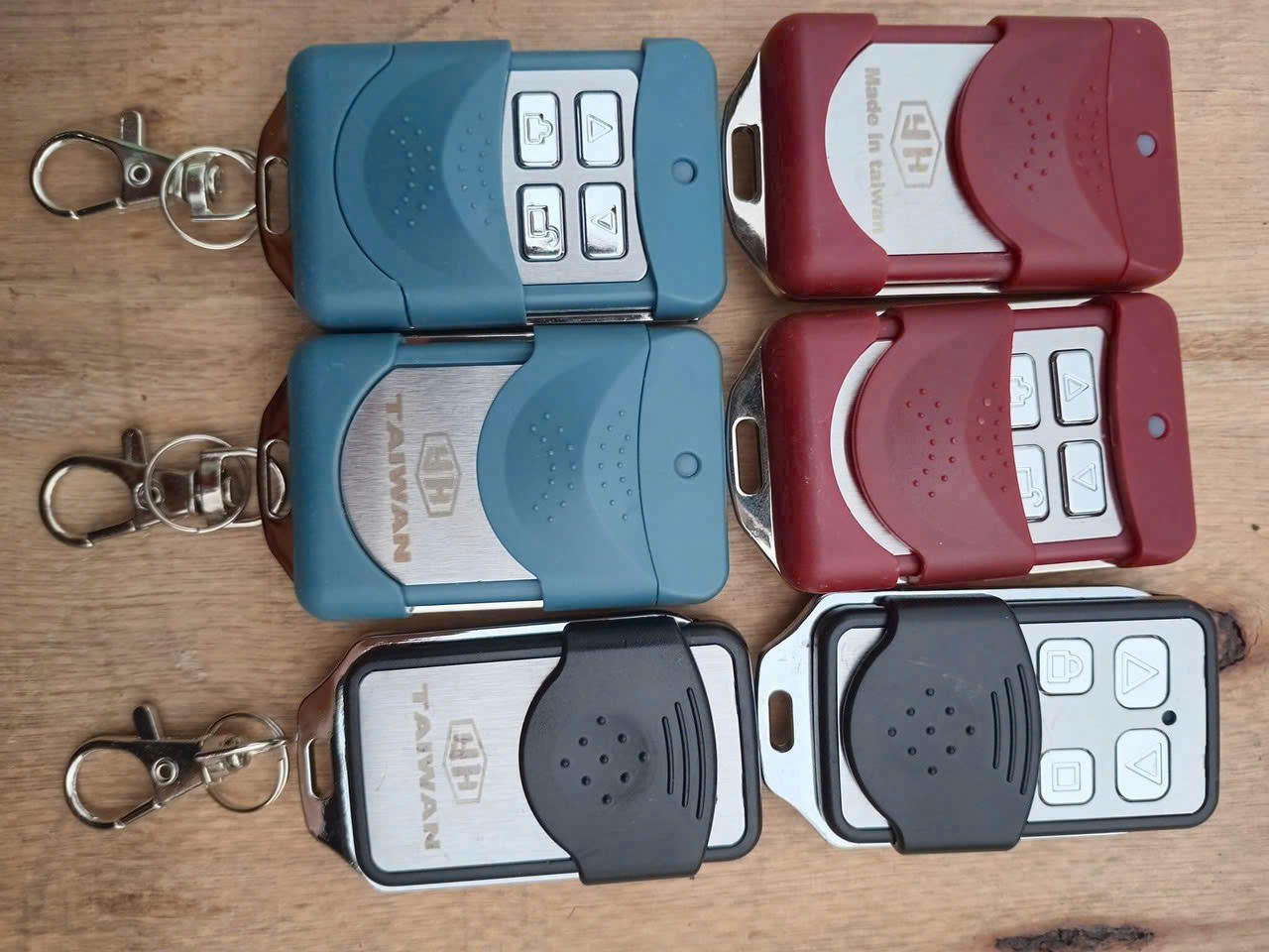 Chuyên sửa chìa khoá cửa cuốn (remote, tay điều khiển) bị hư tại phường Tân Thới Hiệp