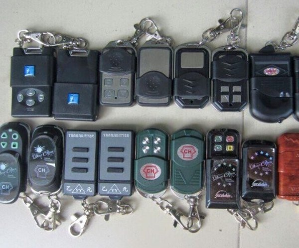 Chuyên sửa chìa khoá cửa cuốn (remote, tay điều khiển) bị hư tại xã Tân An Hội