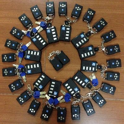 Chuyên sửa chìa khoá cửa cuốn (remote, tay điều khiển) bị hư tại xã Vĩnh Lộc.