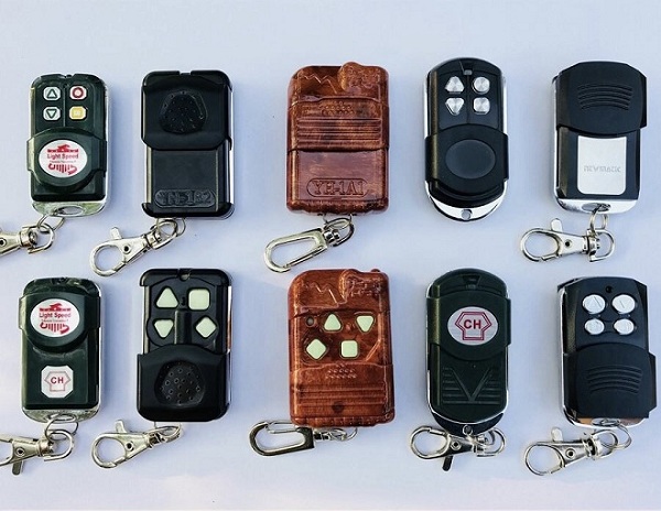 Chuyên sửa cửa cuốn không hoạt động, bị kẹt, bị kêu, xổ lô, remote tại phường Tân Sơn