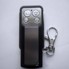 Đánh thêm chìa khoá remote cửa cuốn tại quận Bình Thạnh- Hotline 0908 36 1357