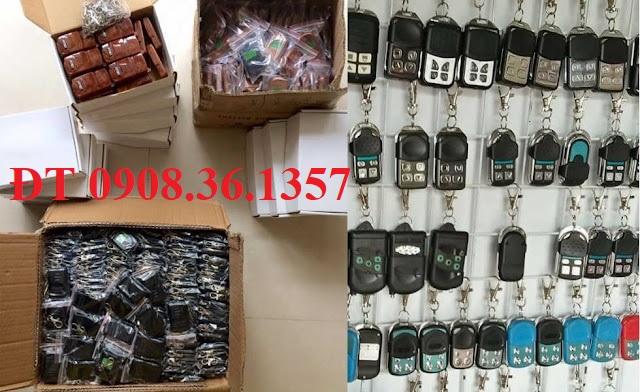 Làm thêm, sao chép tay điều khiển từ xa cửa cuốn tại nhà, quận 2