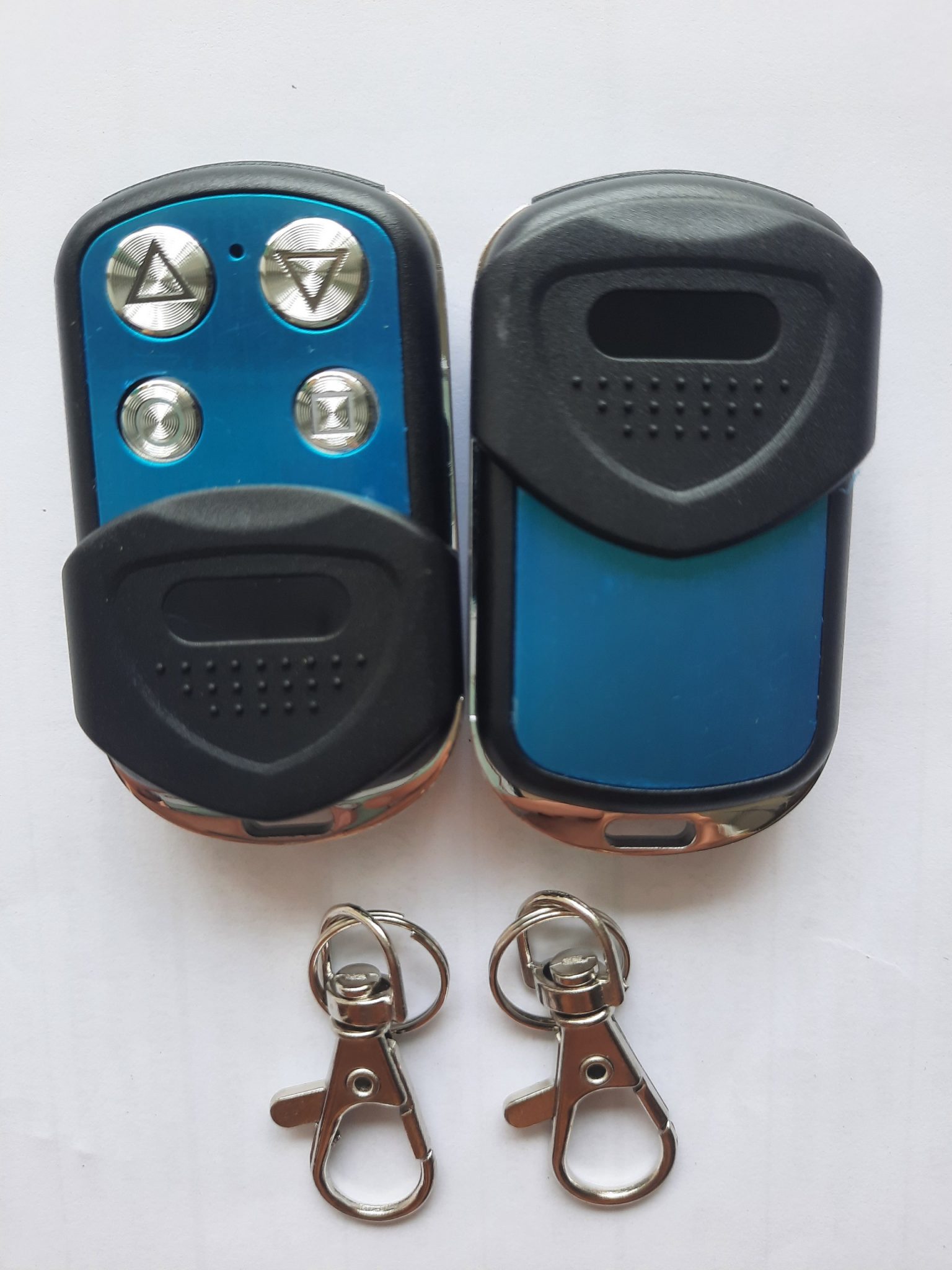 Mua bán chìa khóa cửa cuốn quận 7
