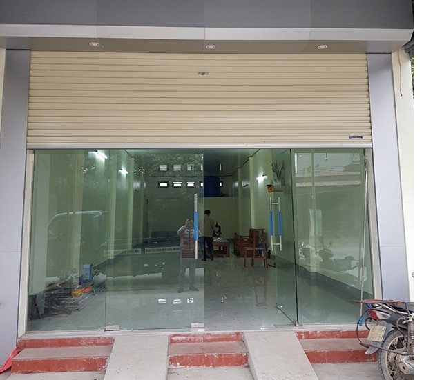 Thợ sửa chữa cửa kính cường lực tại huyện Bình Chánh- Hotline: 0908 36 1357