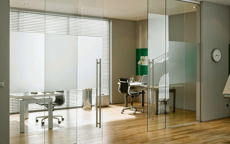 Thợ sửa cửa kính bị xệ tại quận Phú Nhuận - Hotline: 0908 36 1357