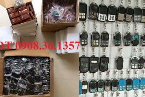 Làm thêm, sao chép tay điều khiển từ xa cửa cuốn tại nhà, quận 2