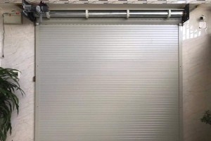 Sửa cửa cuốn tại phường Thới An TPHCM - Sửa cửa bị kẹt, bấm remote cửa không chạy