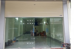Sửa cửa kính cường lực giá rẻ tại quận Tân Bình - Hotline: 0908 36 1357