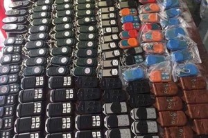 Sửa khoá cửa cuốn (tay điều khiển, remote) tại phường phường Bình Tây.