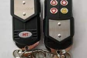 Thợ sửa chìa khóa cửa cuốn tại nhà quận Thủ Đức