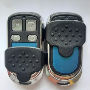 Sửa điều khiển cửa cuốn TPHCM thay pin remote cửa cuốn