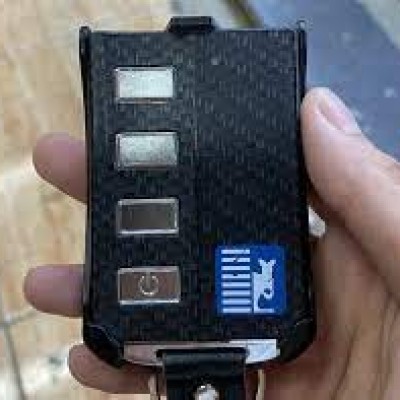 Làm mới tay điều khiển cửa cuốn quận 8