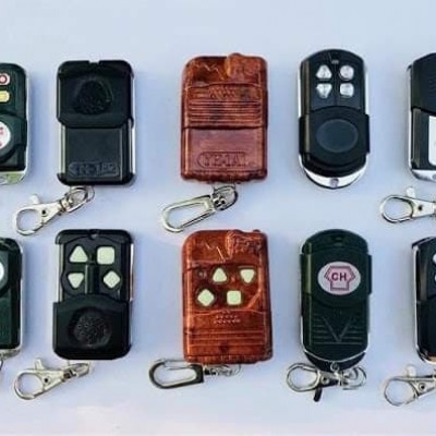 Làm thêm khoá bấm cửa cuốn tại quận 3