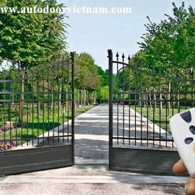 Thợ đánh thêm chìa khoá remote điều khiển cửa cổng tự động tại quận 10 - Hotline 0908 36 1357