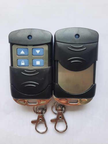 Đánh thêm remote cửa cuốn tận nơi quận Phú Nhuận - Hotline 0908 36 1357