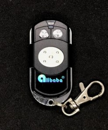 Dịch vụ cung cấp pin, thay pin điều khiển cửa cuốn tại TP.HCM