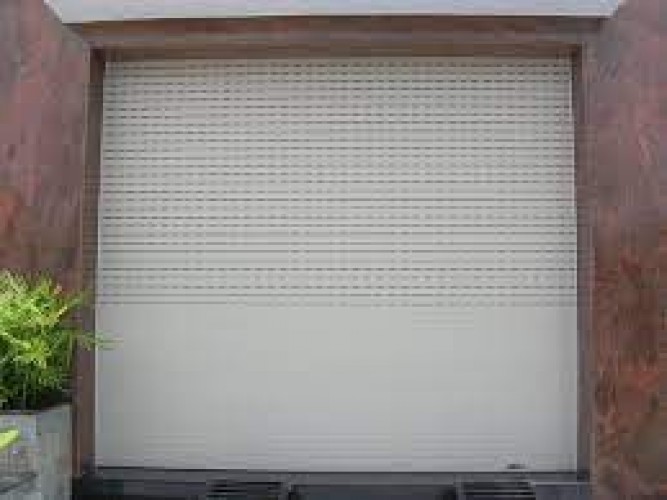 Giá sửa cửa cuốn quận 7
