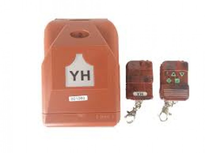 Làm mới tay điều khiển cửa cuốn tận nơi