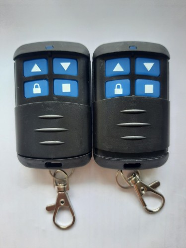 Làm thêm khóa điều khiển cửa cuốn YH-1B2