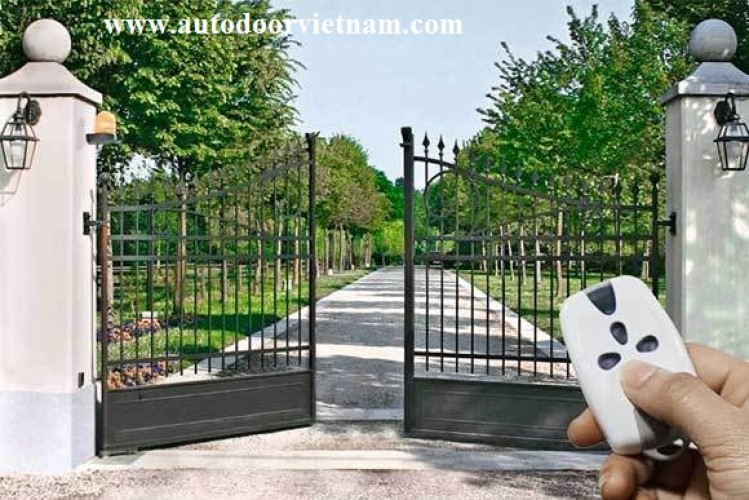 Thợ đánh thêm chìa khoá remote điều khiển cửa cổng tự động tại quận Gò Vấp- Hotline 0908 36 1357